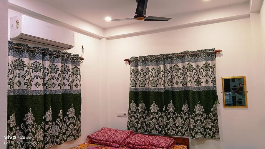 Luxury Affordable AC Room